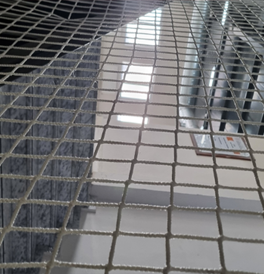 Fabrika İçi Kuş Önleme Filesi Montajı